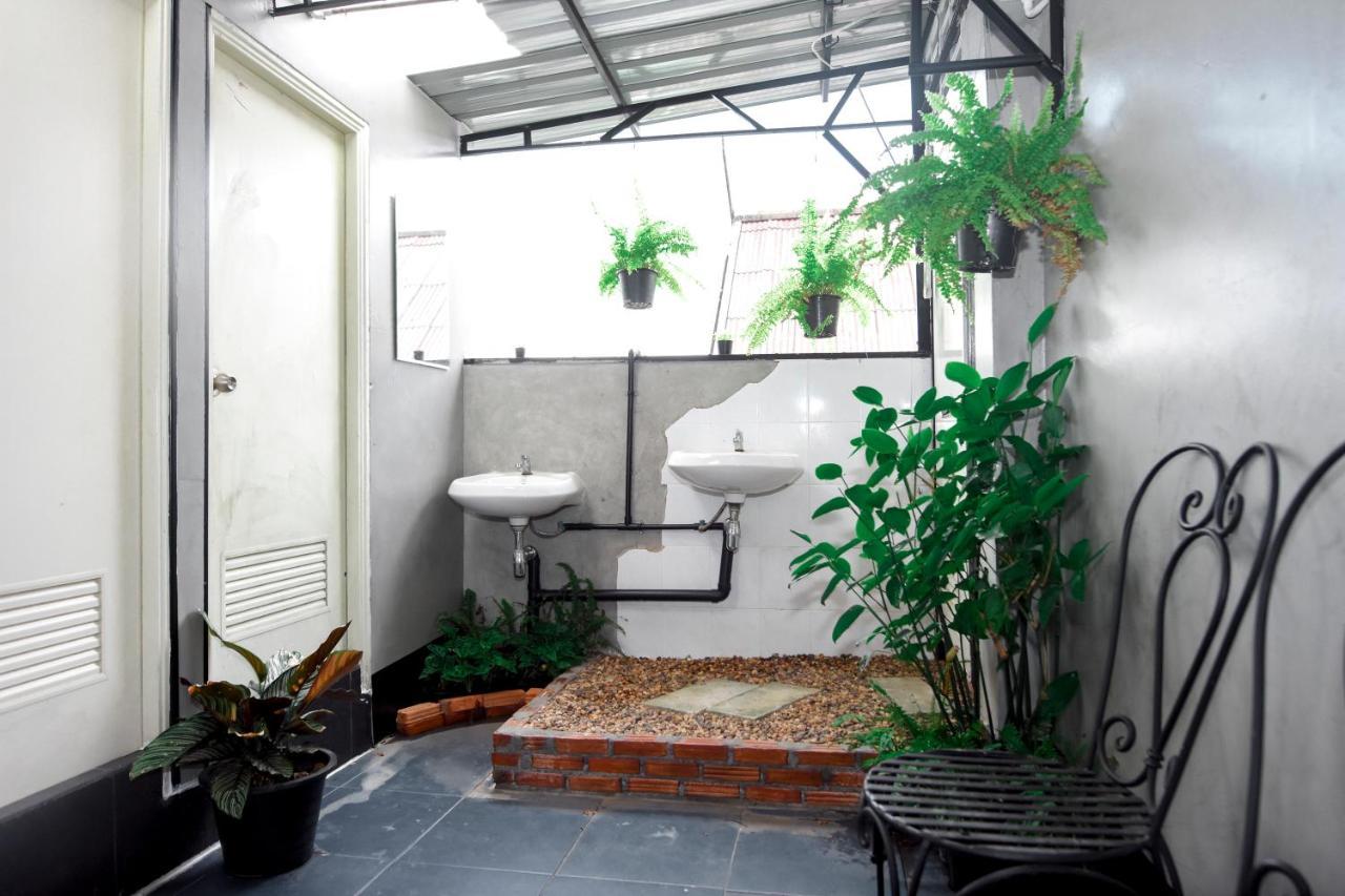 Kayan Hostel Chiang Mai Extérieur photo